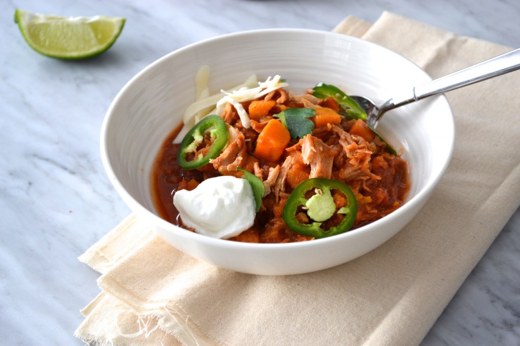 Slow cooker chicken chipotle chili